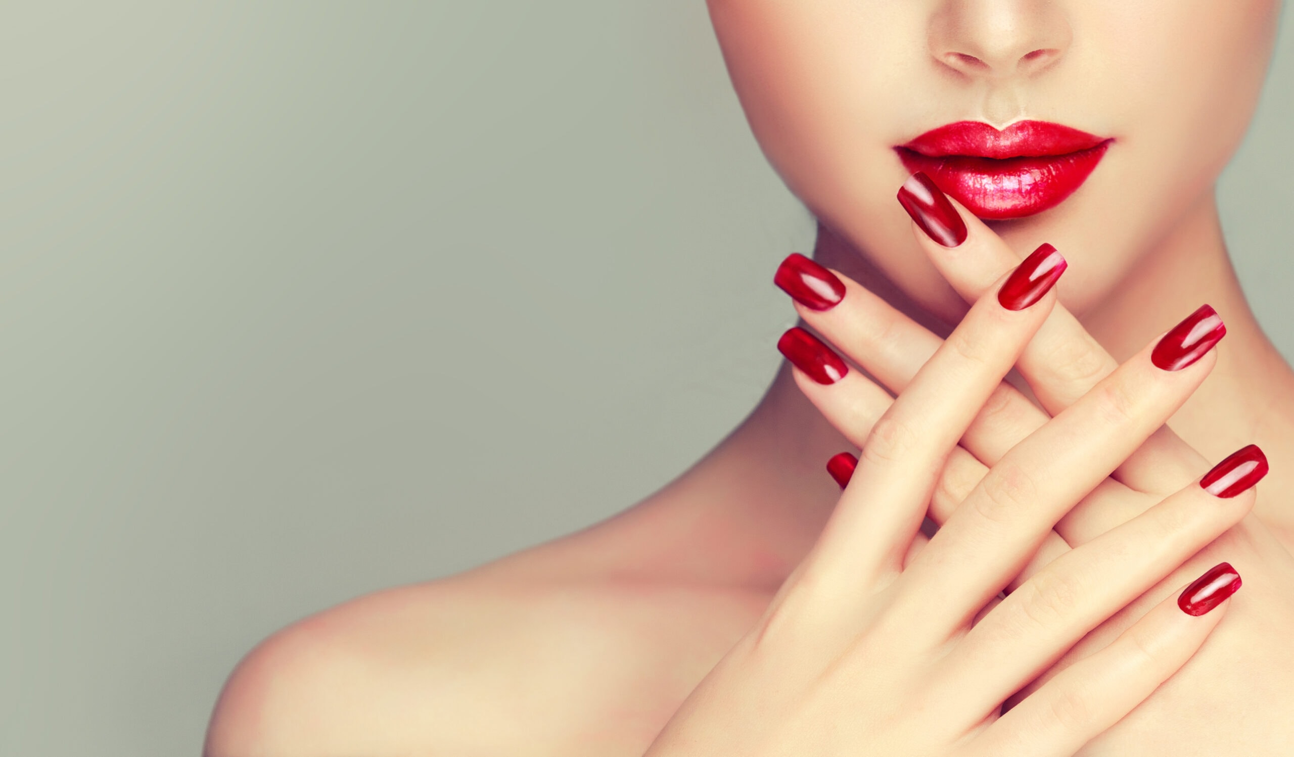 Beautiful,Girl,Showing,Red,Manicure,Nails,.,Makeup,And,Cosmetics